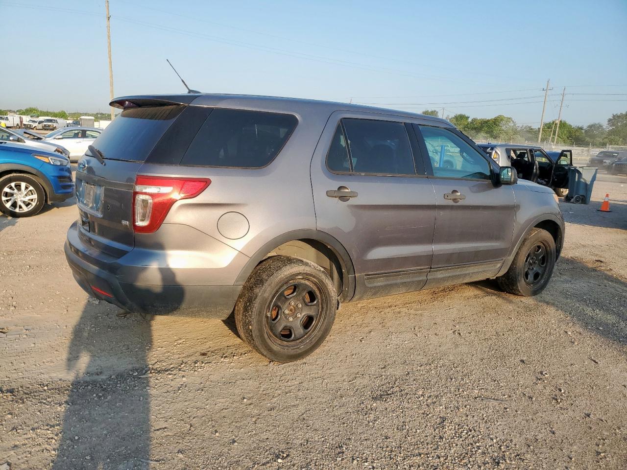 Ford Explorer Police Interceptor Image 11