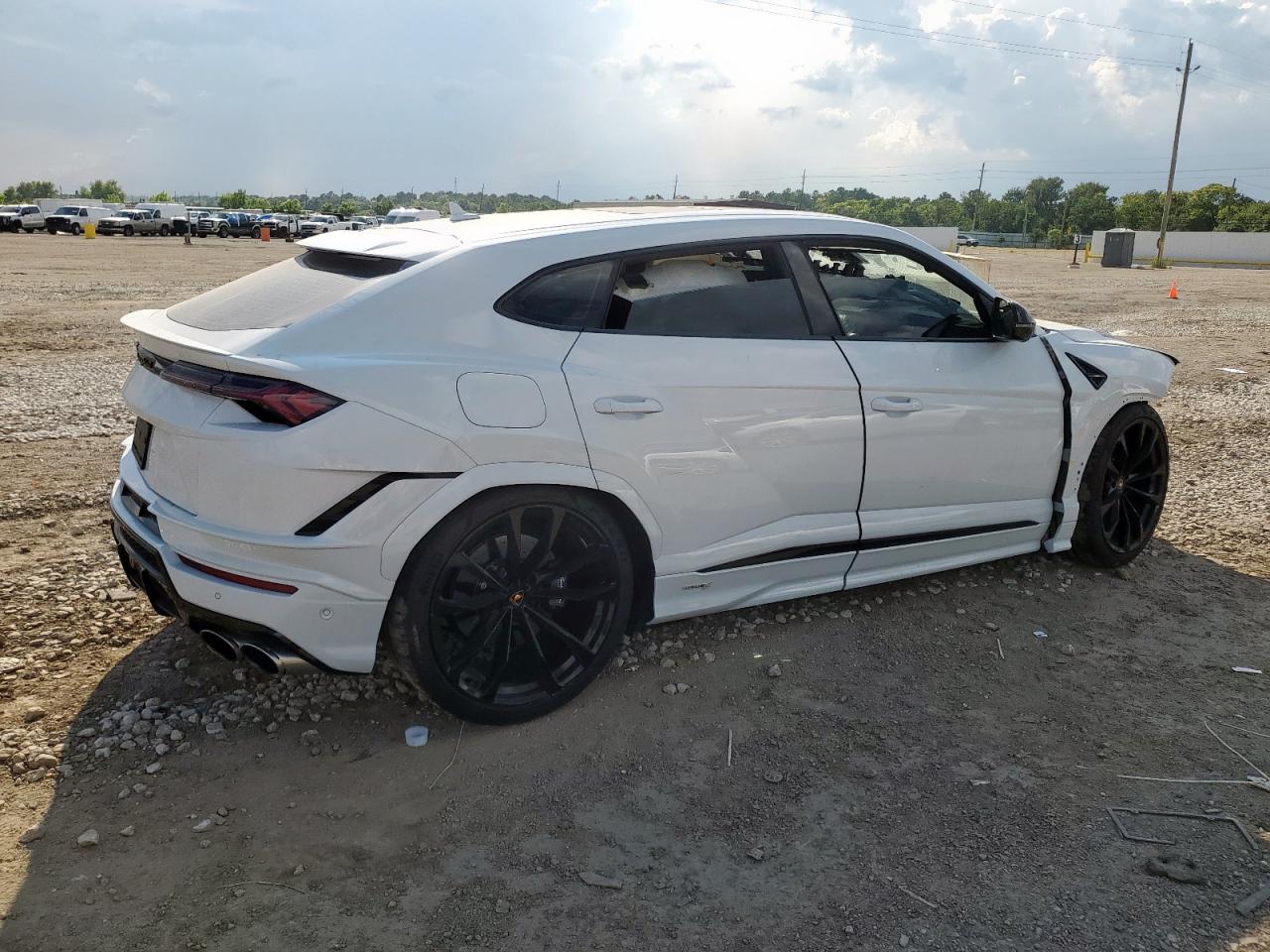 Lamborghini Urus S S Image 6