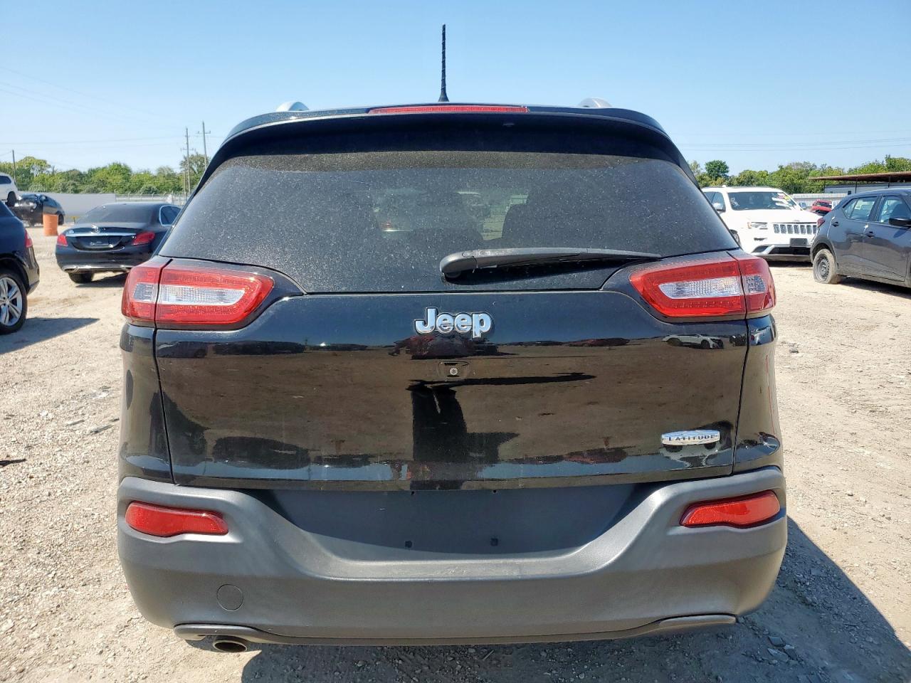 Jeep Grand Cherokee Latitude Image 6