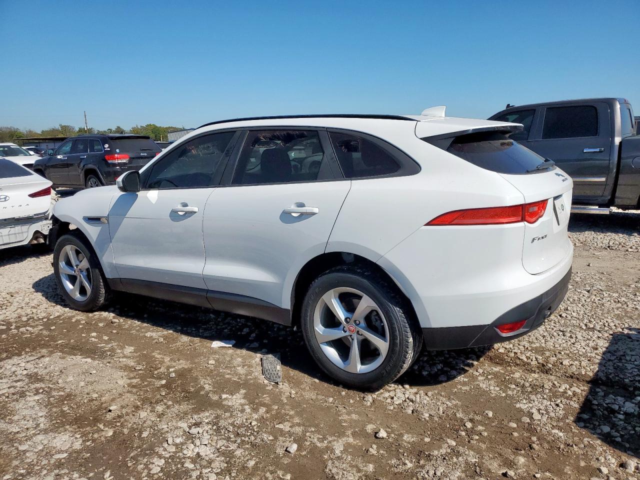 Jaguar F-PACE Premium Image 6