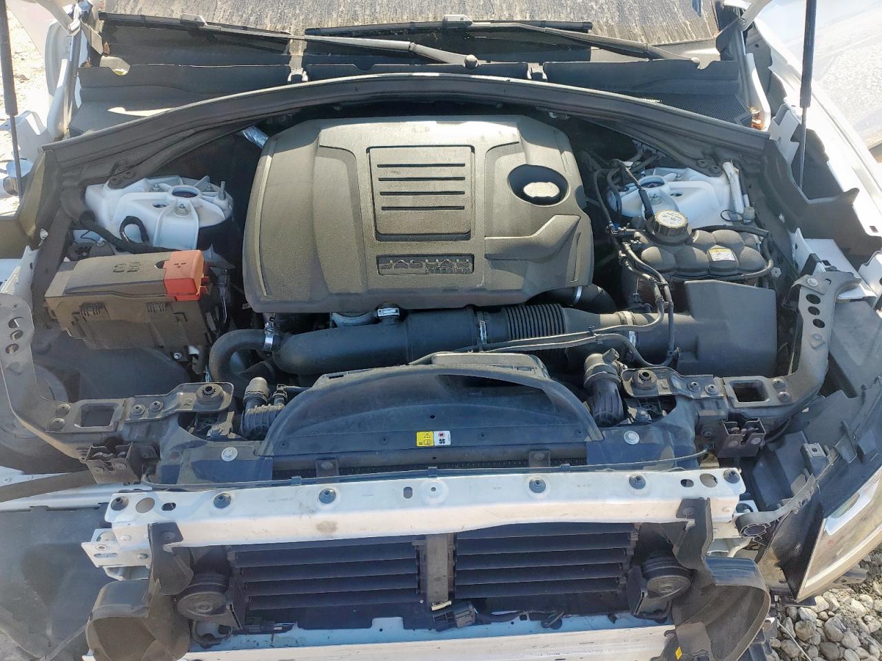 Jaguar F-PACE Premium Image 9