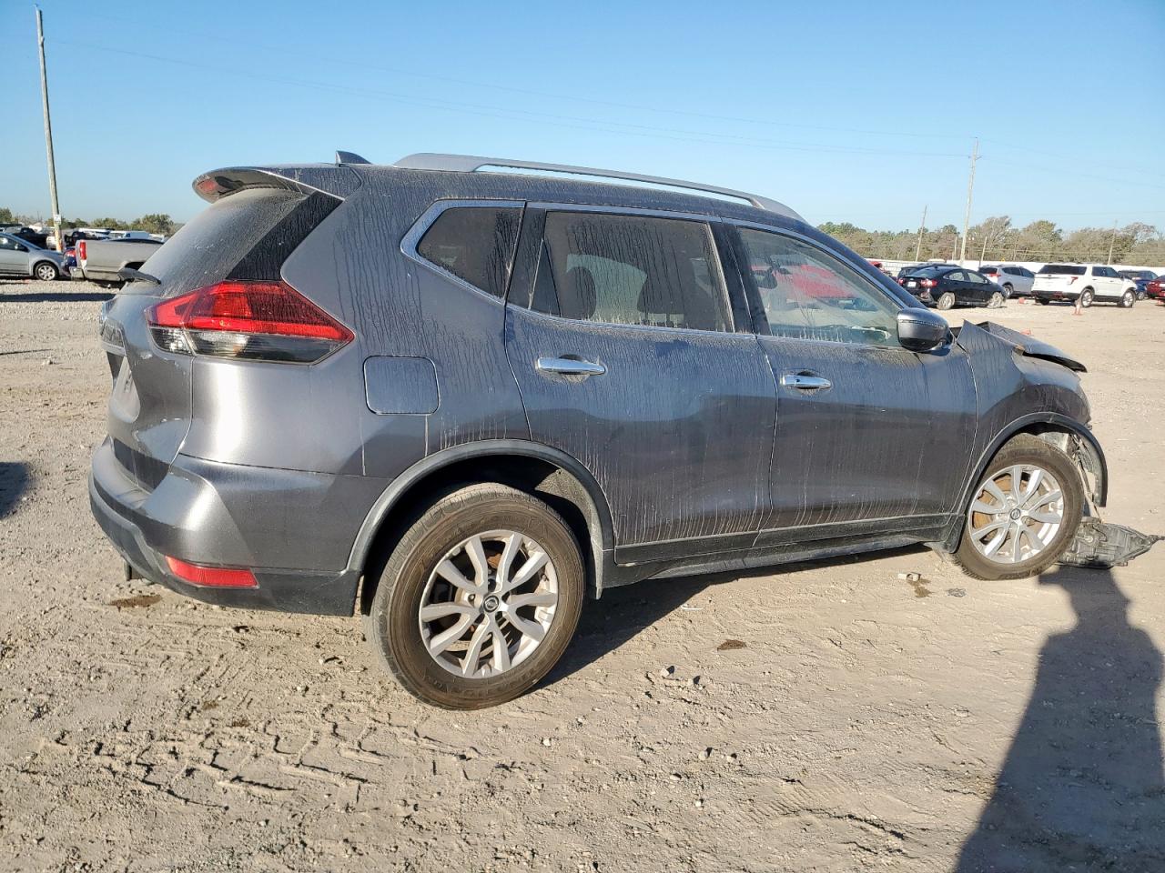Nissan Rogue S Image 6