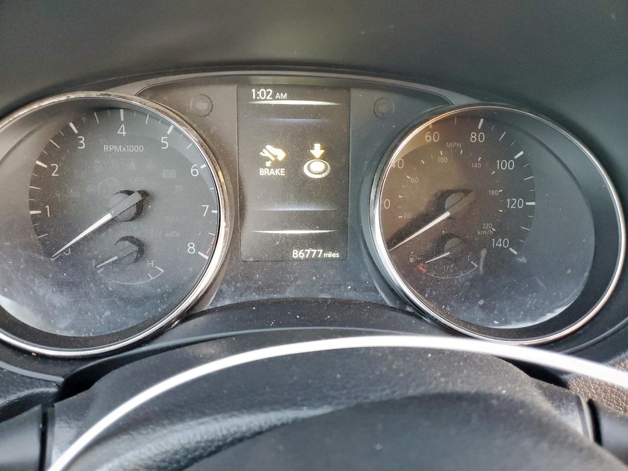 Nissan Rogue S Image 3