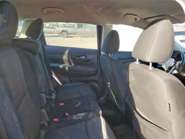 Nissan Rogue S Image 4