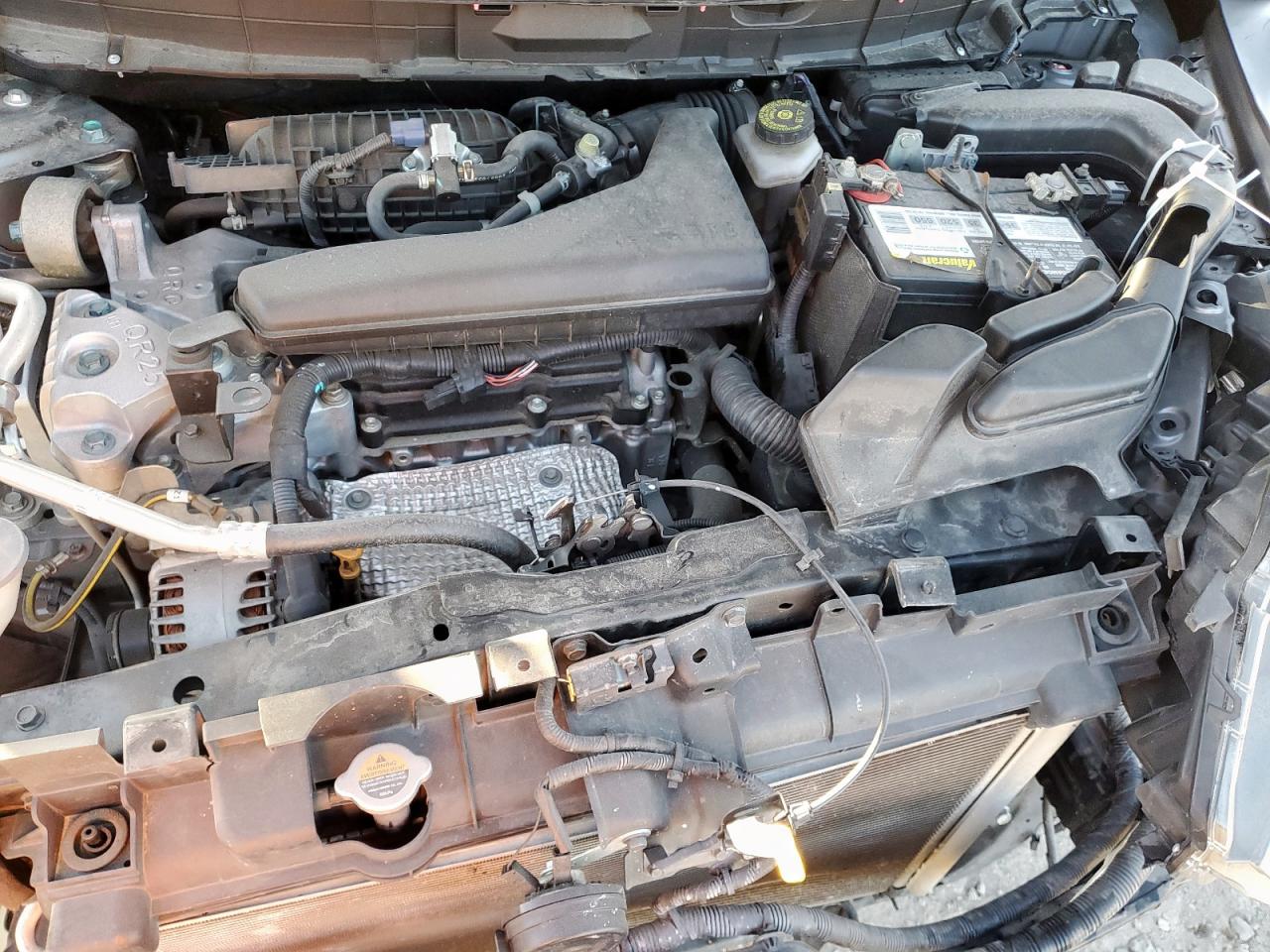 Nissan Rogue S Image 2