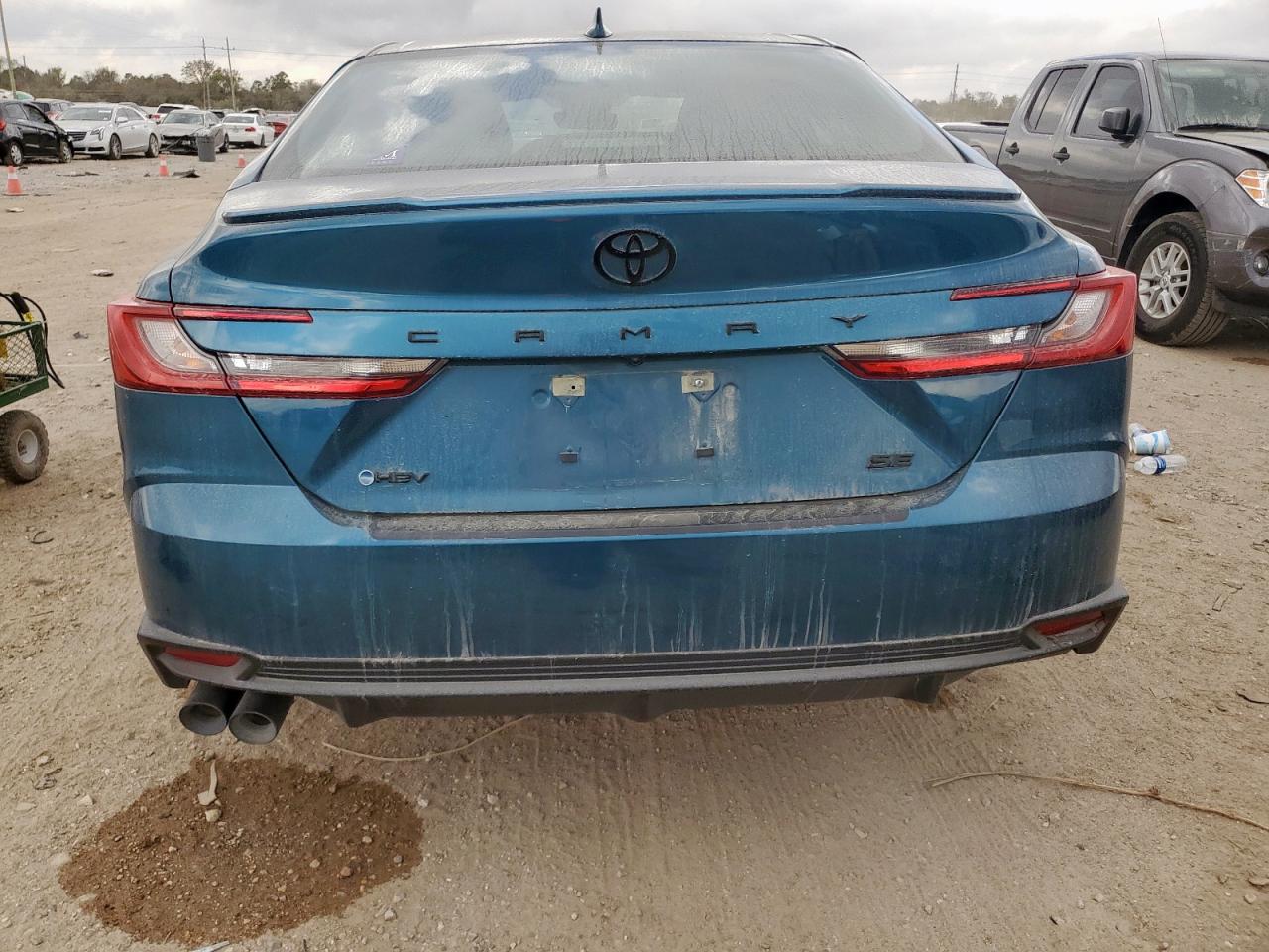 Toyota Camry Xse Image 10