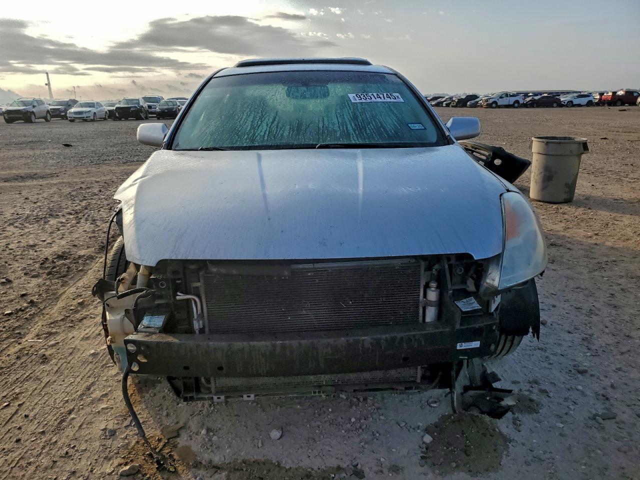 Nissan Altima 2.5 Image 8