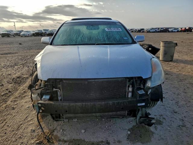 Nissan Altima 2.5 Image 8