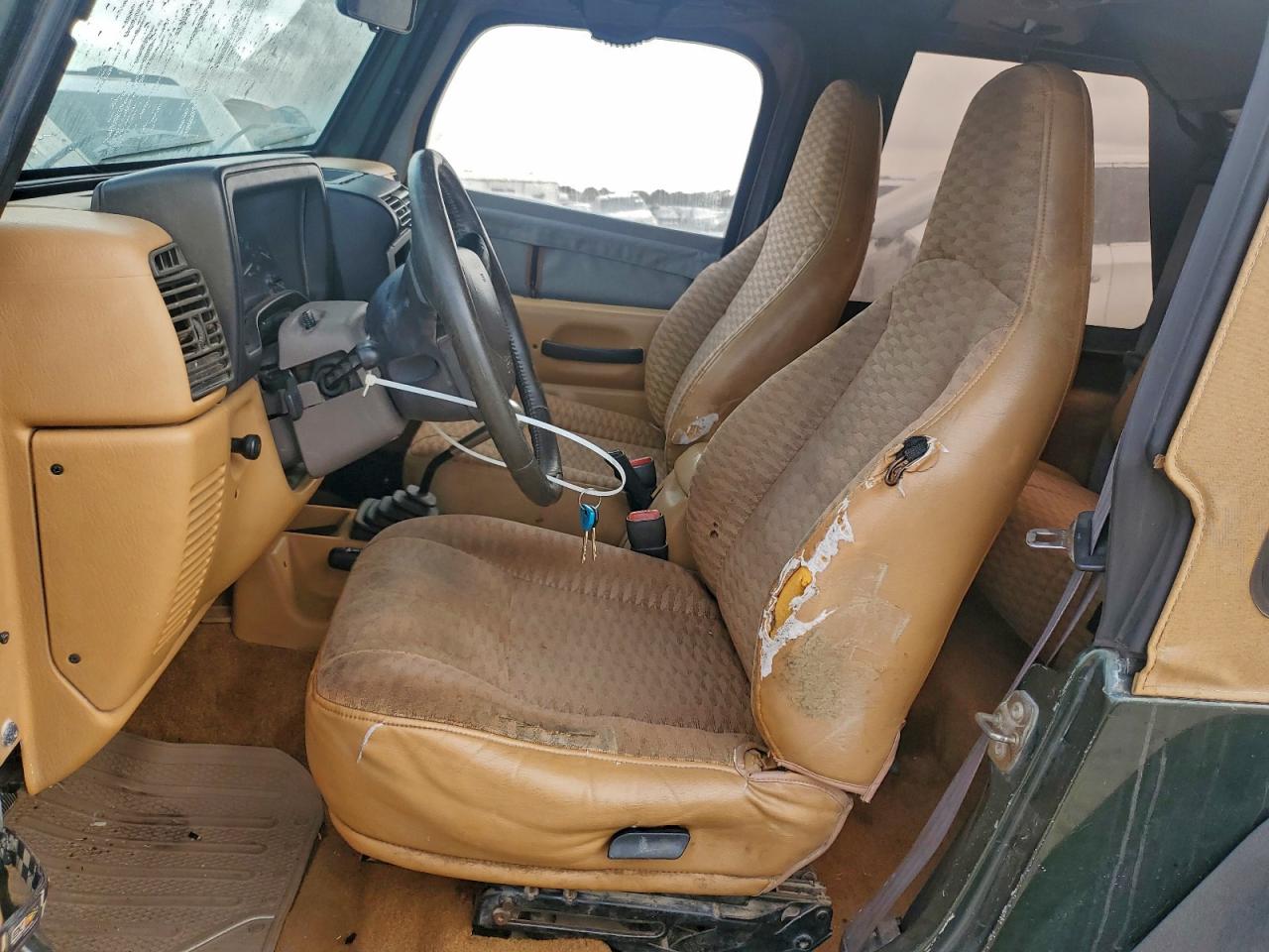 Jeep Wrangler Sport Image 2