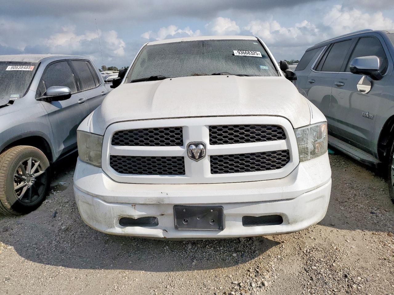 Ram 1500 St Image 8