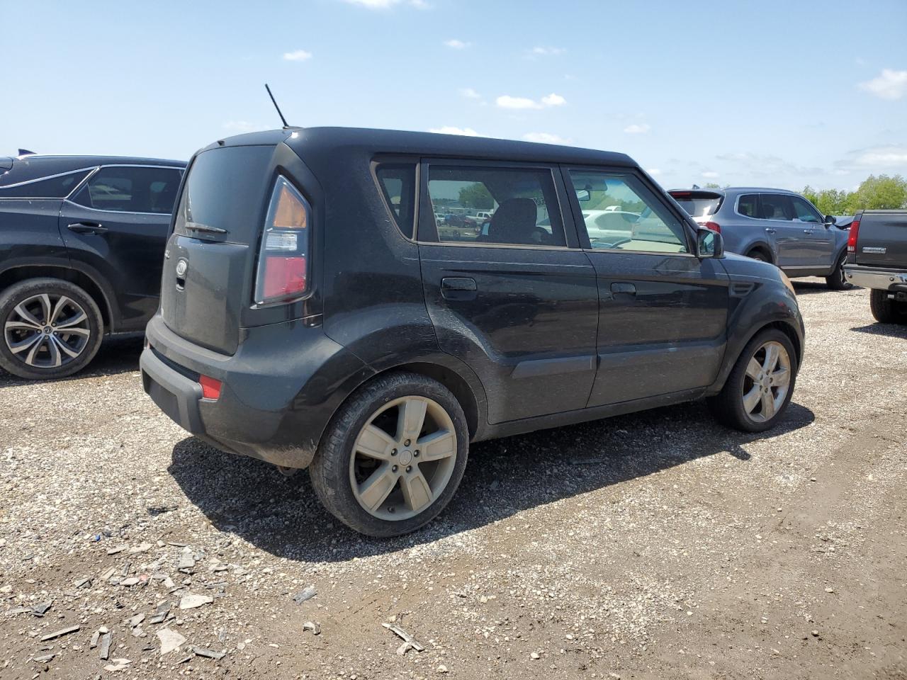 Kia Soul + Image 5