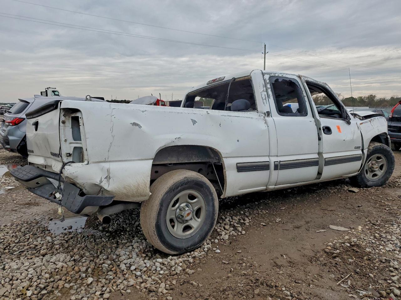 Chevrolet Silverado C1500 Image 4