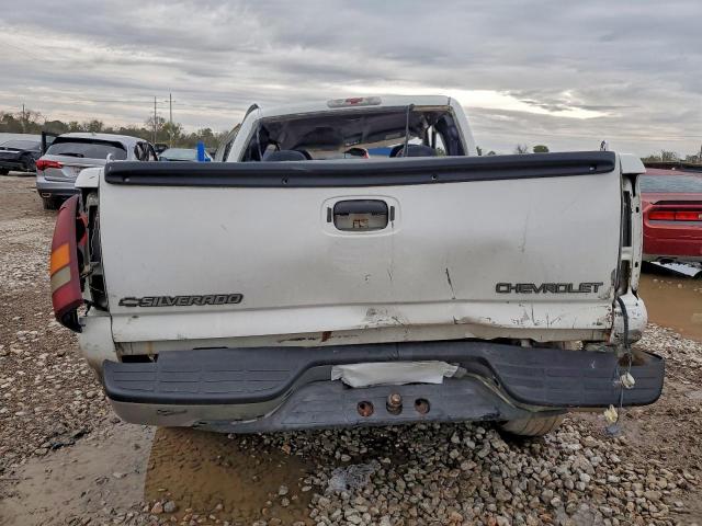 Chevrolet Silverado C1500 Image 9