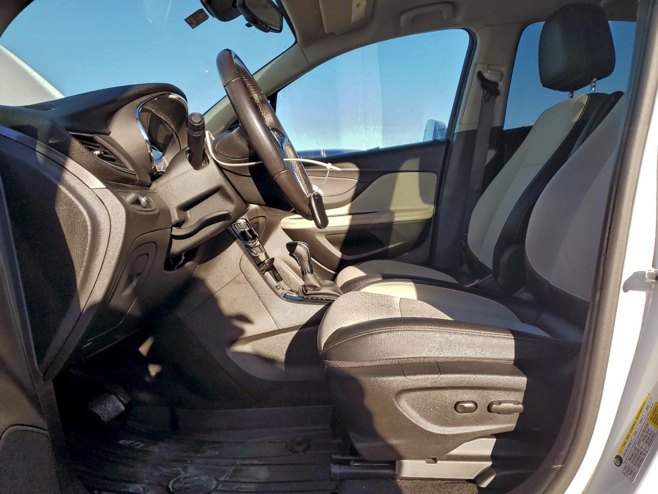 Buick Encore Preferred Image 6