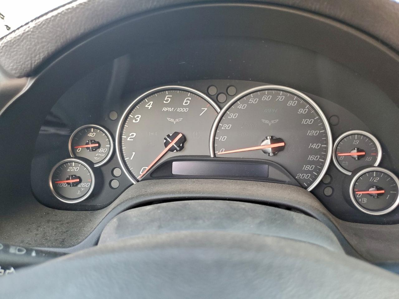 Chevrolet Corvette Image 5