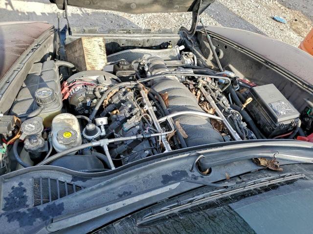 Chevrolet Corvette Image 11