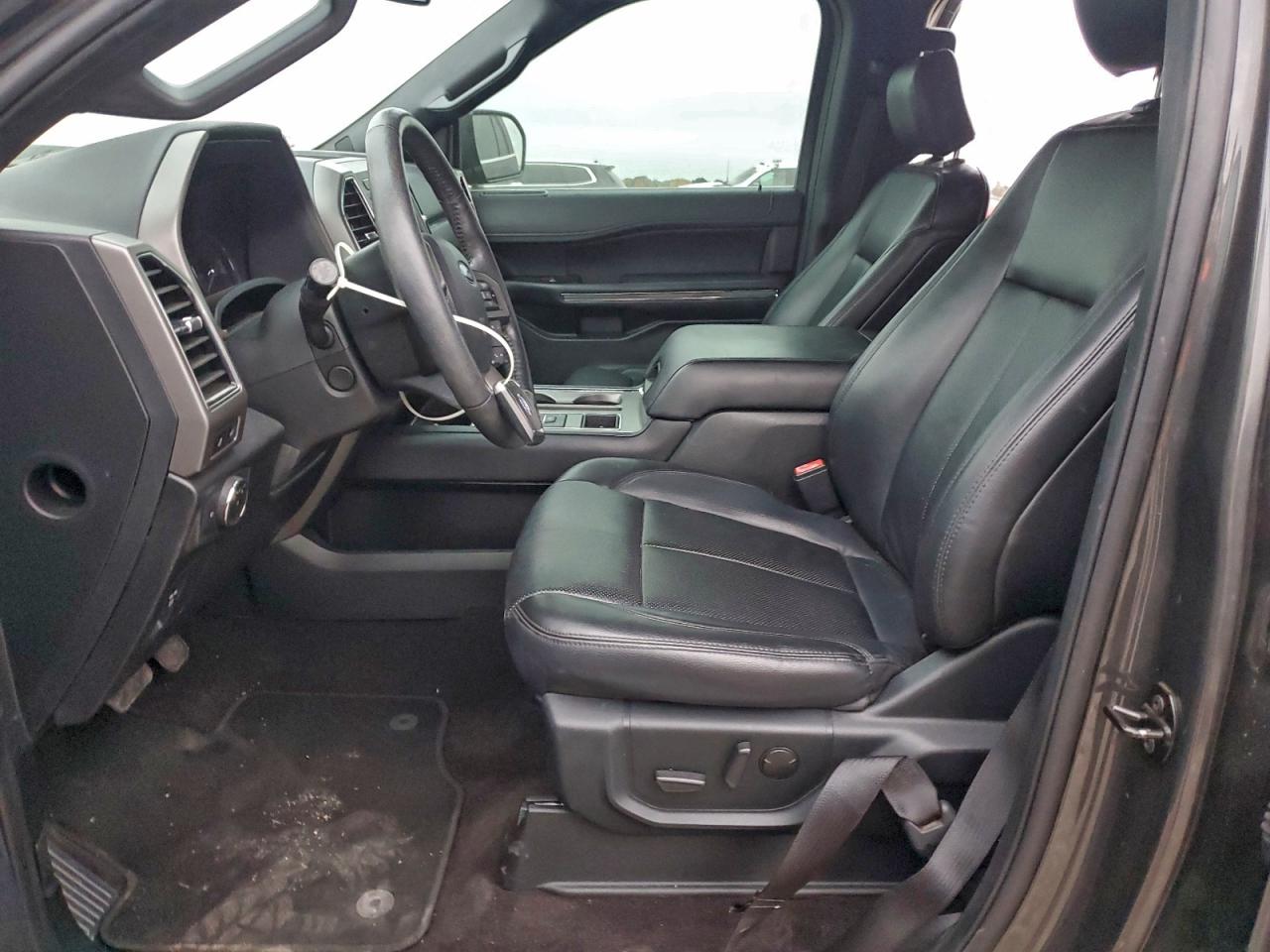 Ford Expedition Xlt Image 7