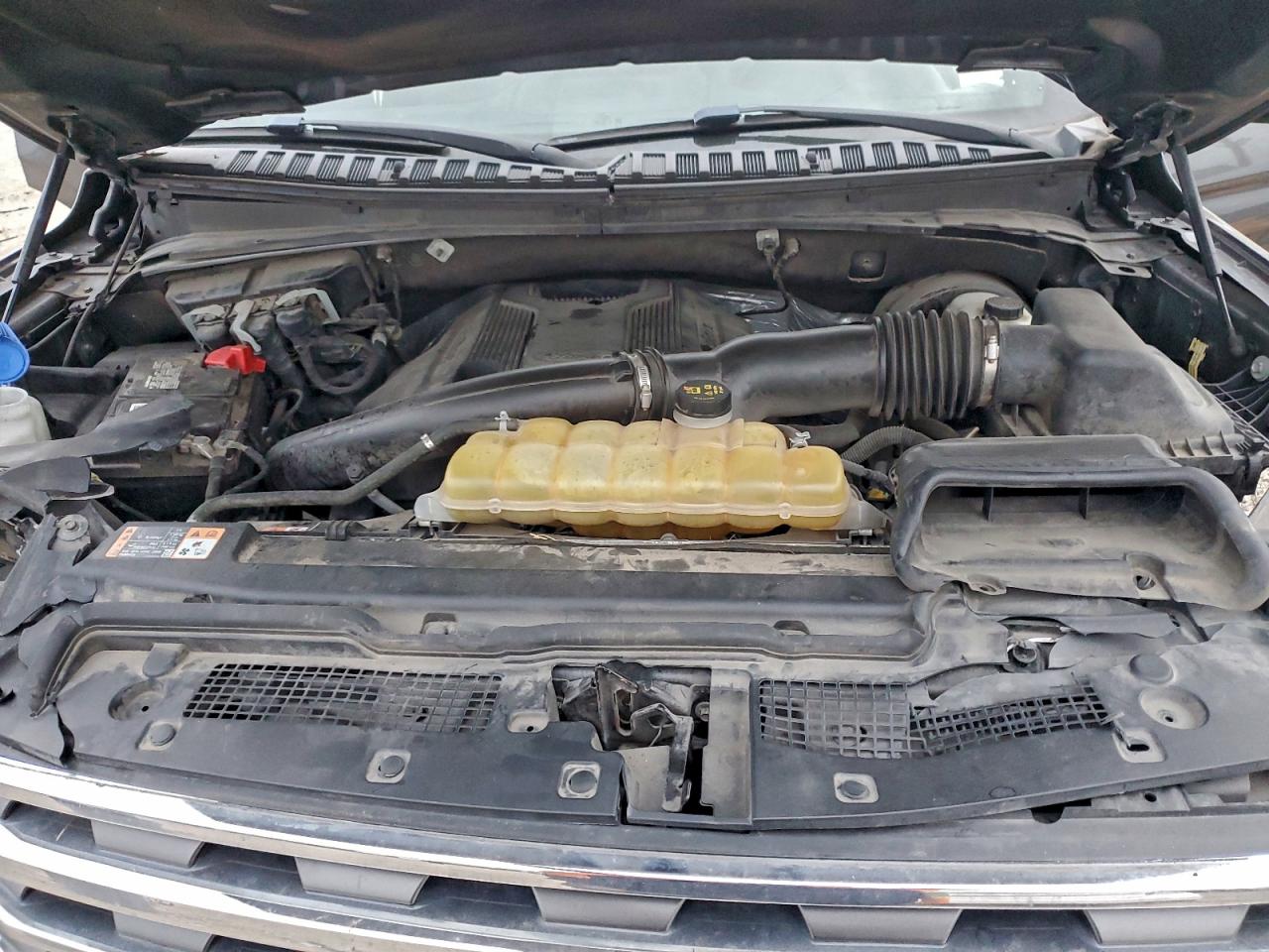 Ford Expedition Xlt Image 9