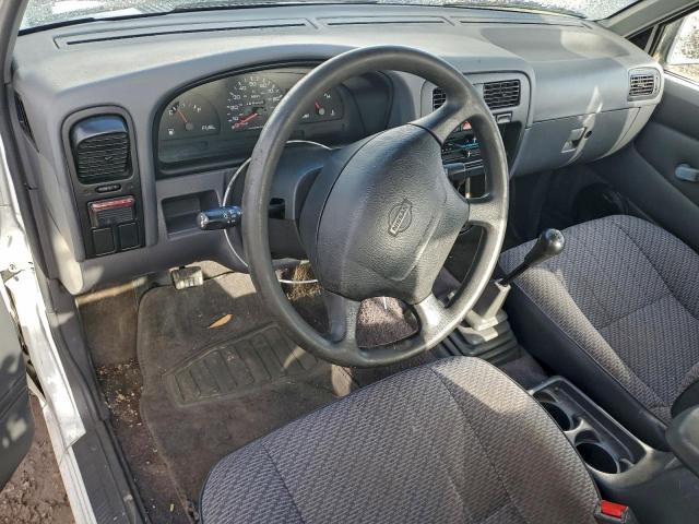 Nissan Titan King Cab Se Image 9