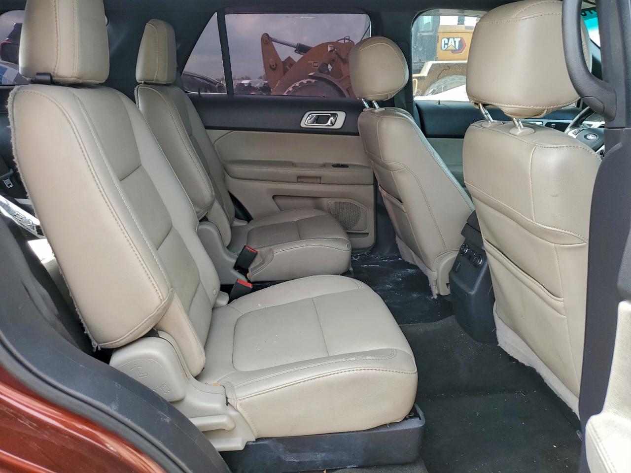 Ford Explorer Xlt Image 7