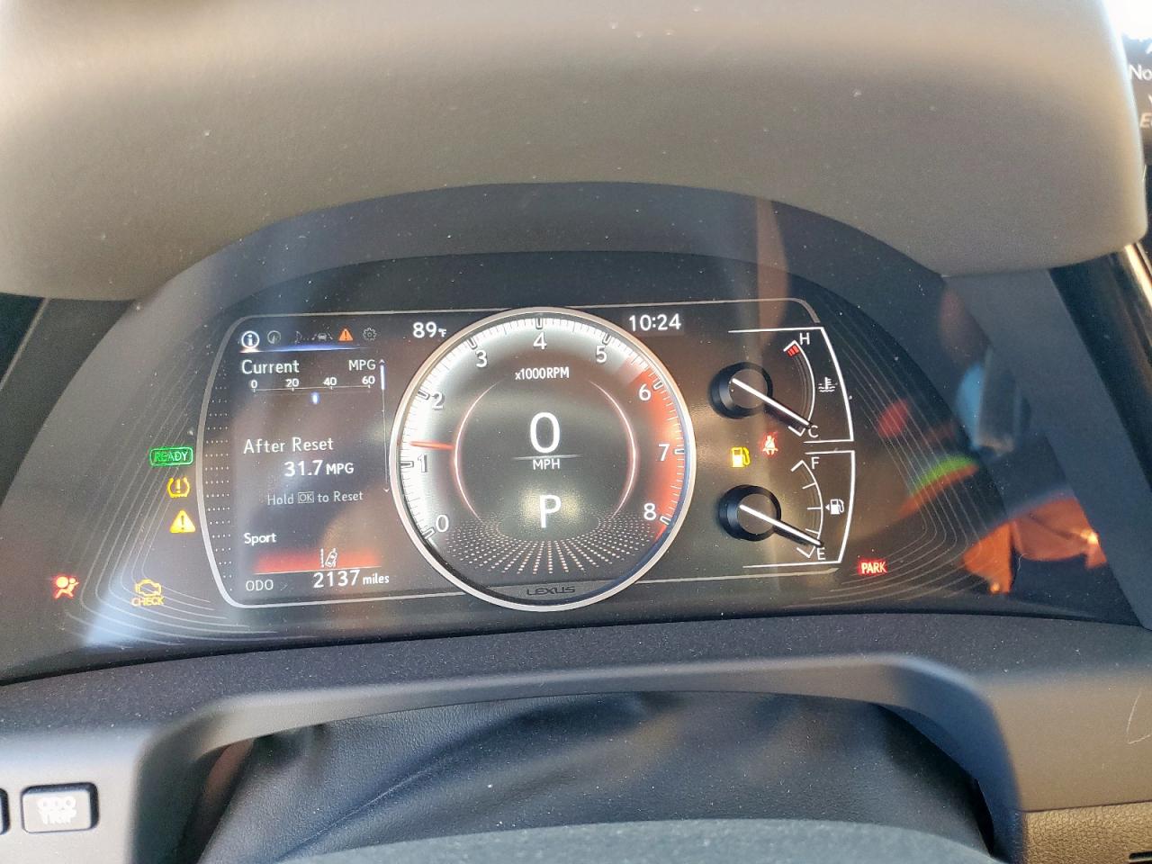 Lexus Es 300h Base Image 8