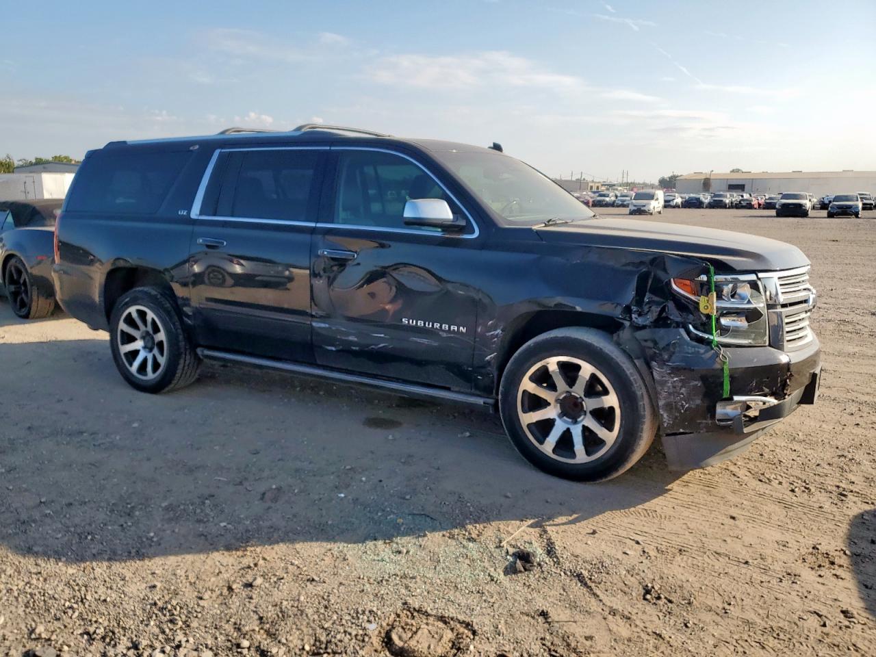 Chevrolet Suburban C1500 Ltz Image 5