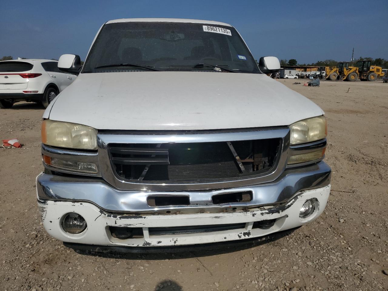 GMC Sierra C1500 Image 3