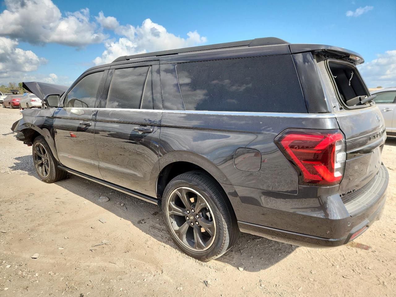 Ford Expedition Max Limited Image 3