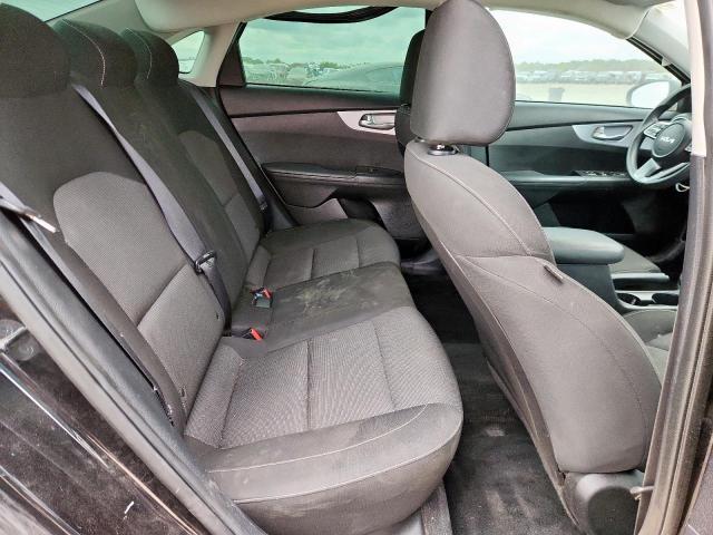 Kia Forte Lx Image 7