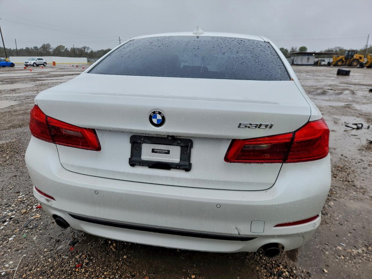 BMW 5 Series I Image 8