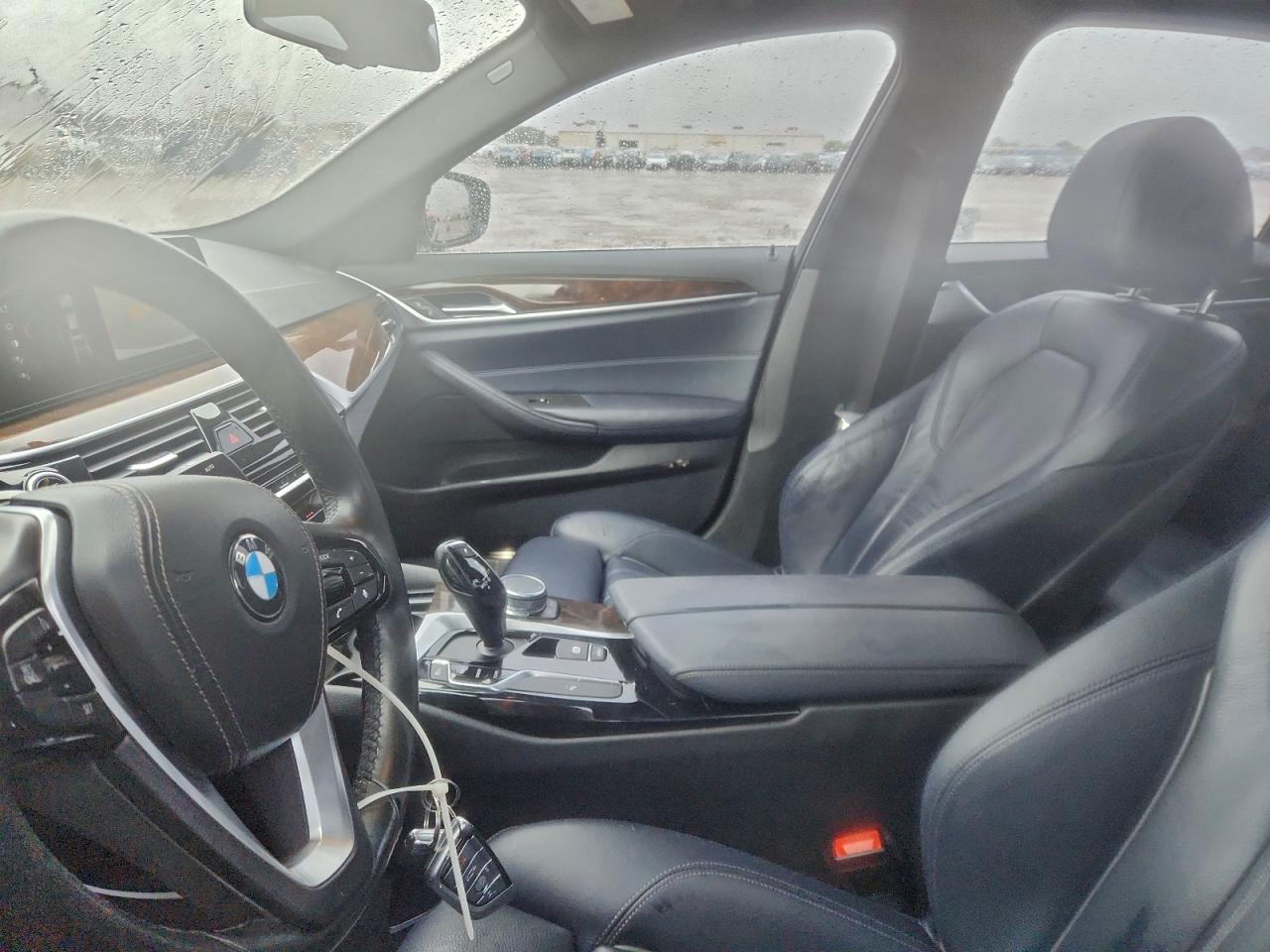 BMW 5 Series I Image 4