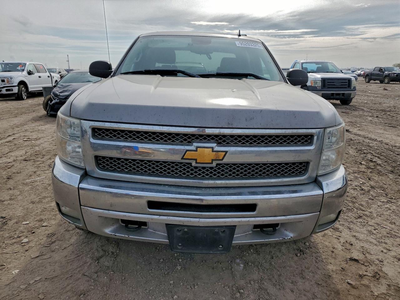 Chevrolet Silverado K1500 Lt Image 3