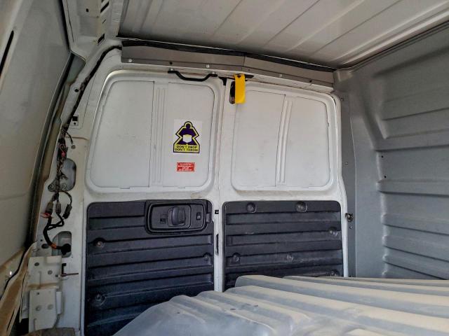 Chevrolet Express Image 12