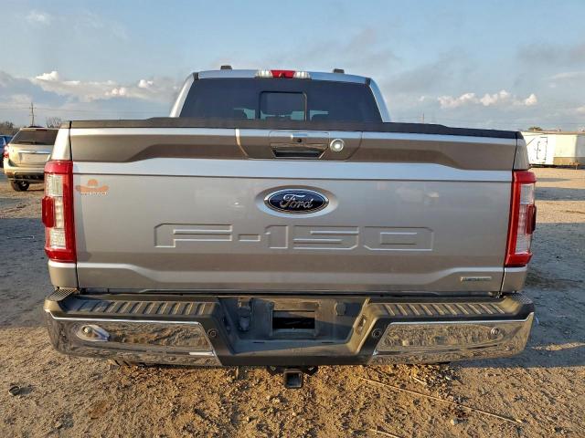 Ford F-150 Supercrew Image 12
