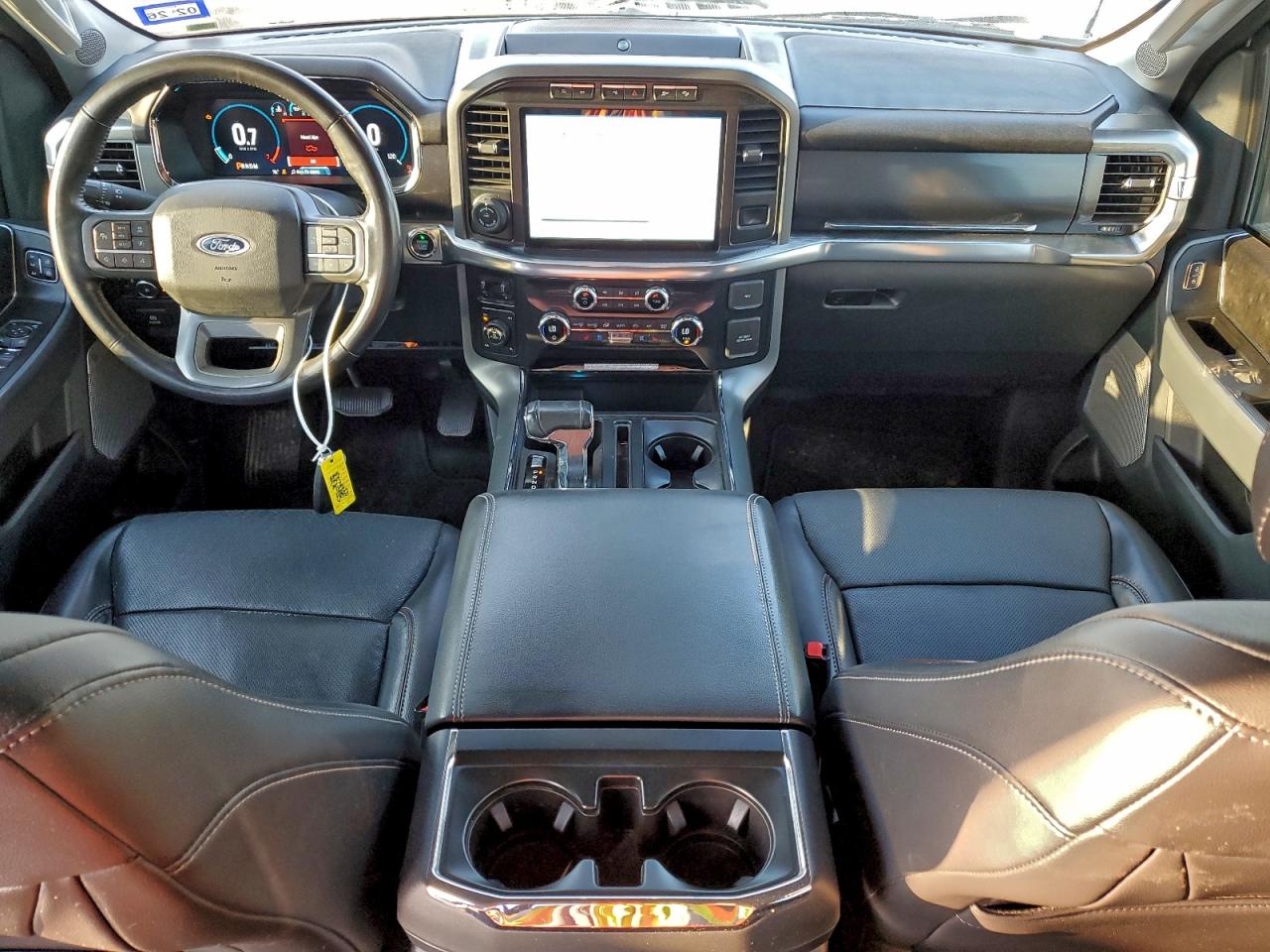 Ford F-150 Supercrew Image 10