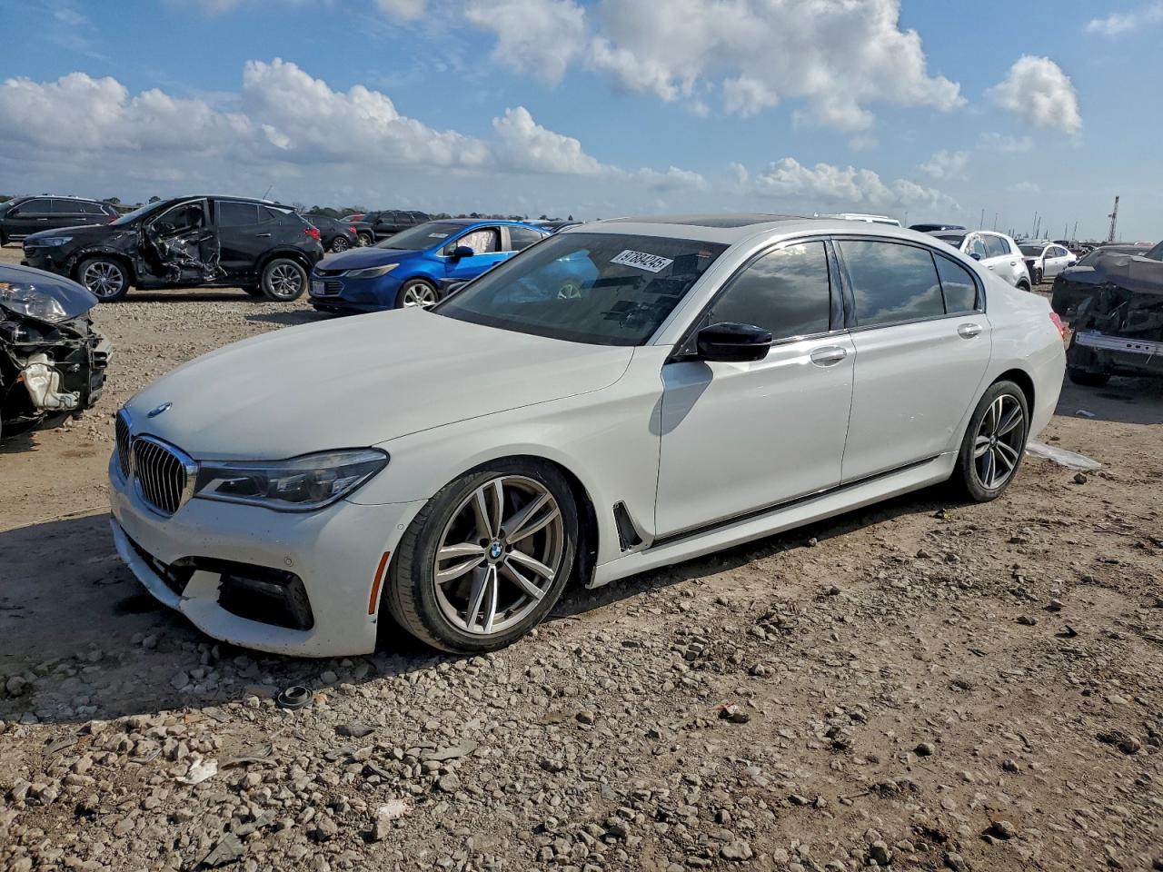 BMW 7 Series Xi Image 1