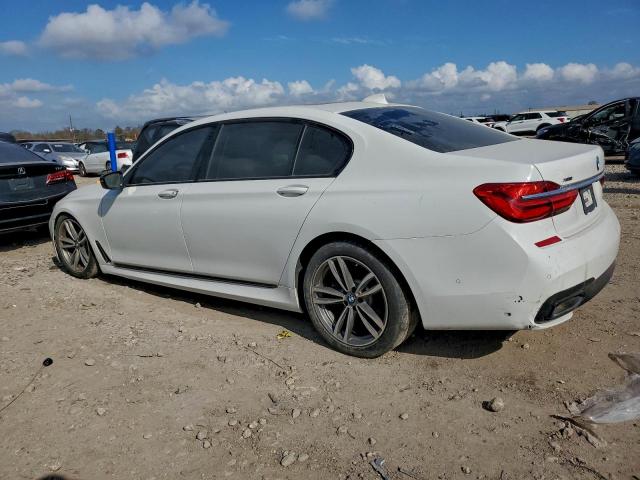 BMW 7 Series Xi Image 12
