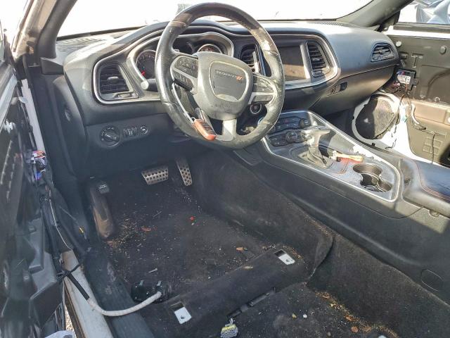 Dodge Challenger R/t Scat Pack Image 2