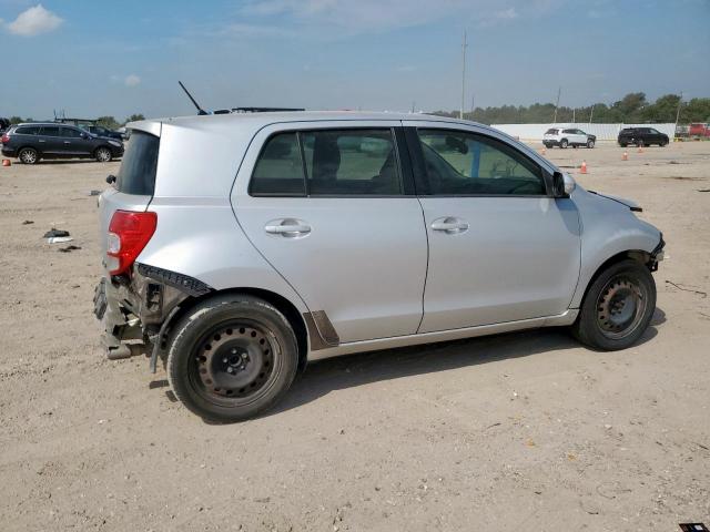 Toyota Scion Image 10