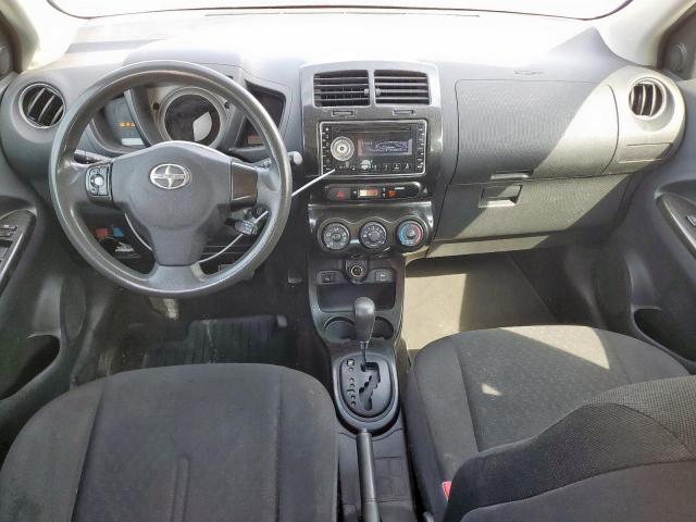 Toyota Scion Image 6