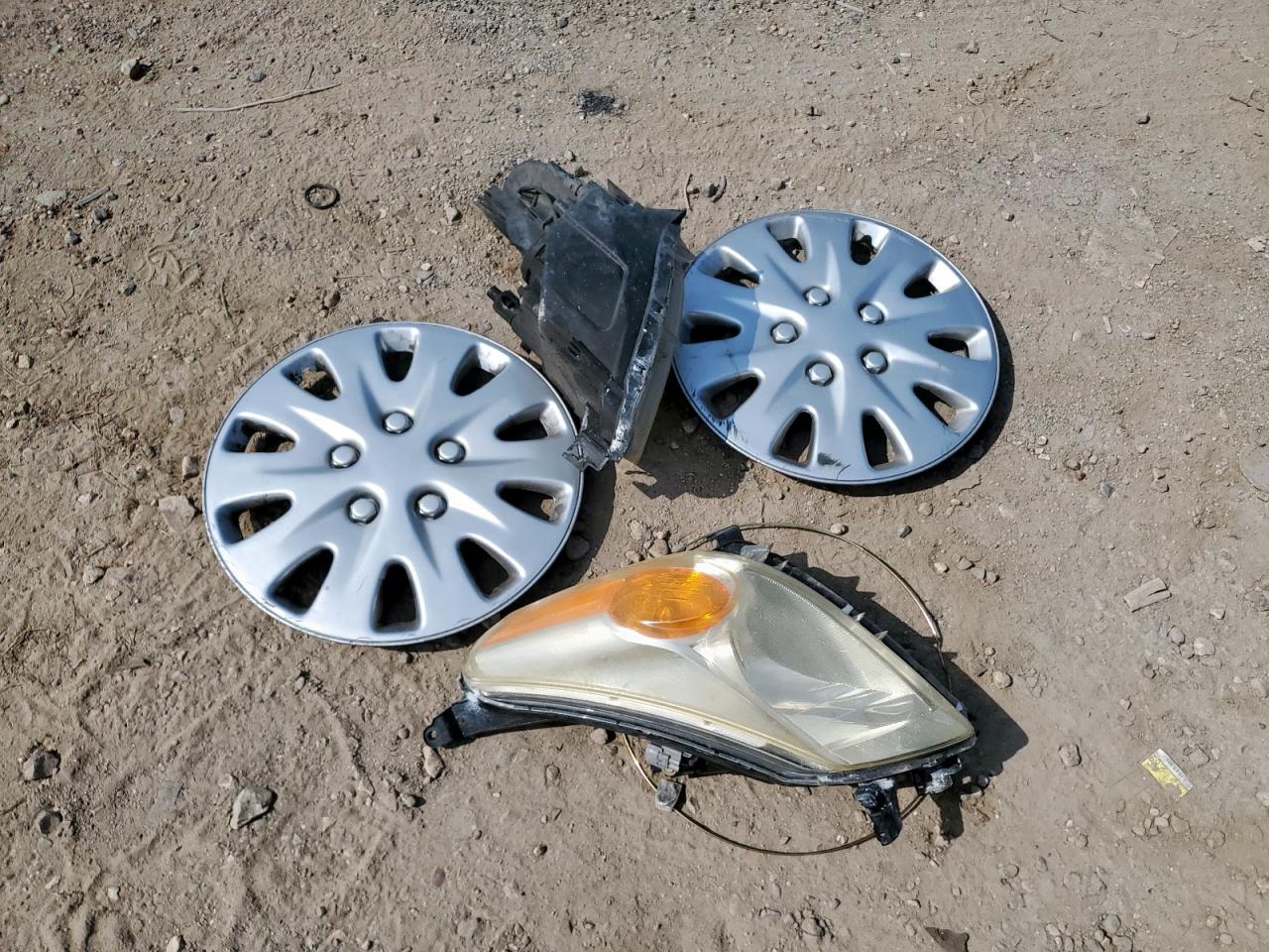 Toyota Scion Image 8