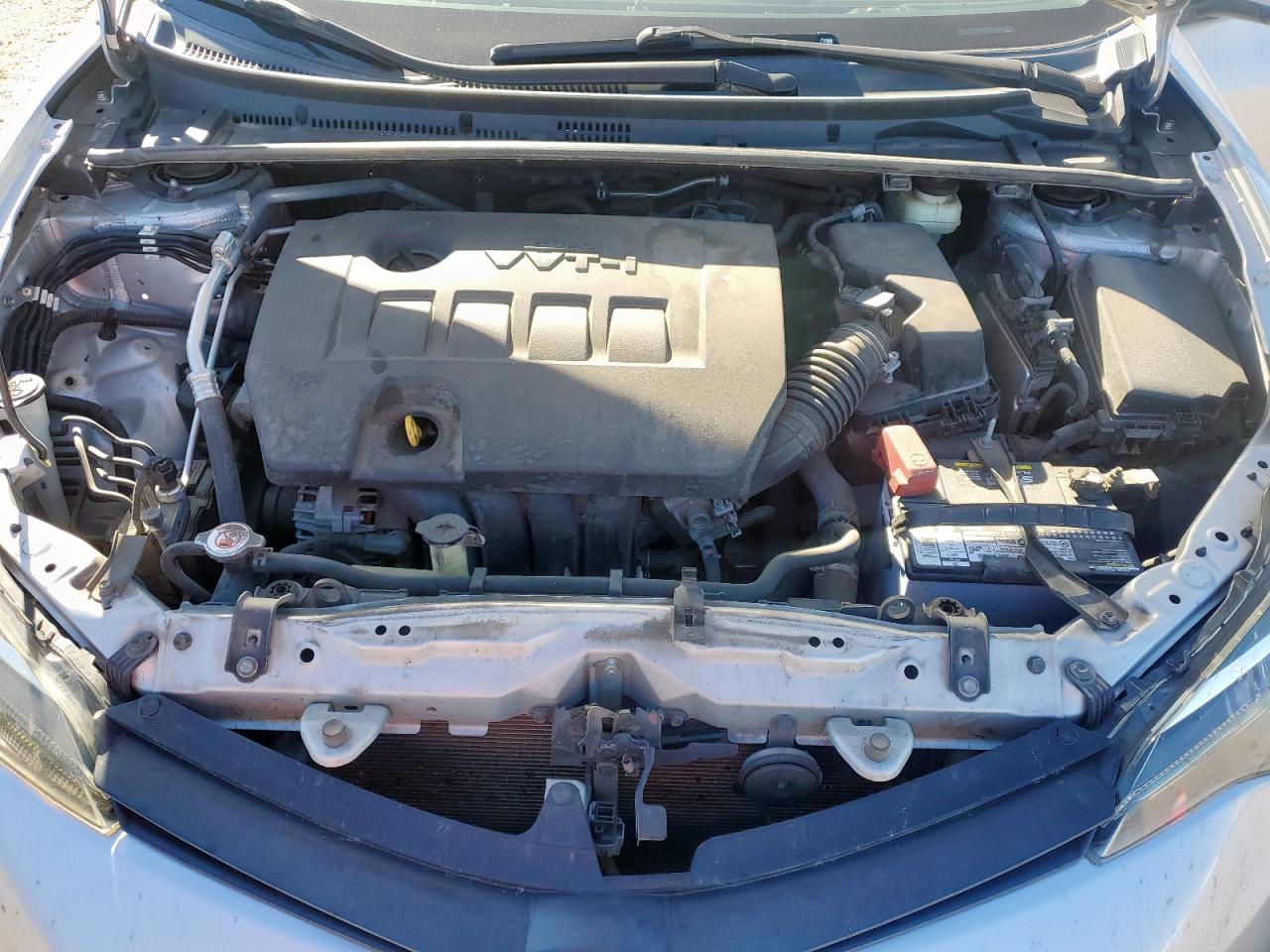 Toyota Corolla L Image 11