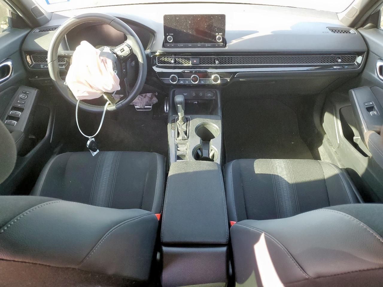 Honda Civic Sport Image 9