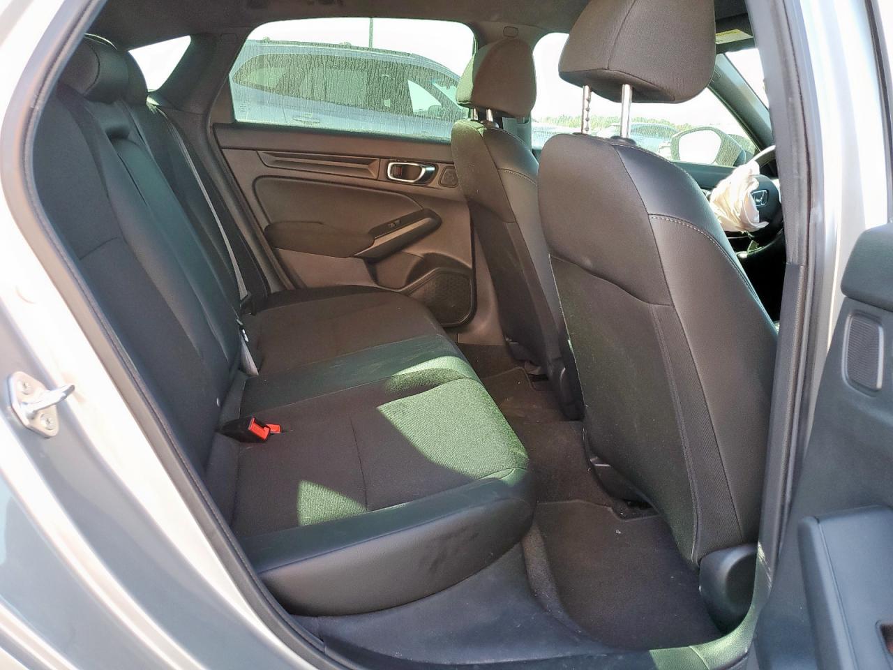 Honda Civic Sport Image 11