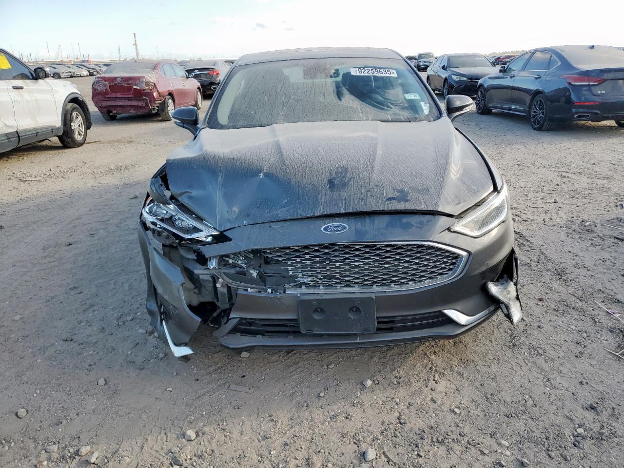 Ford Fusion Titanium Image 6