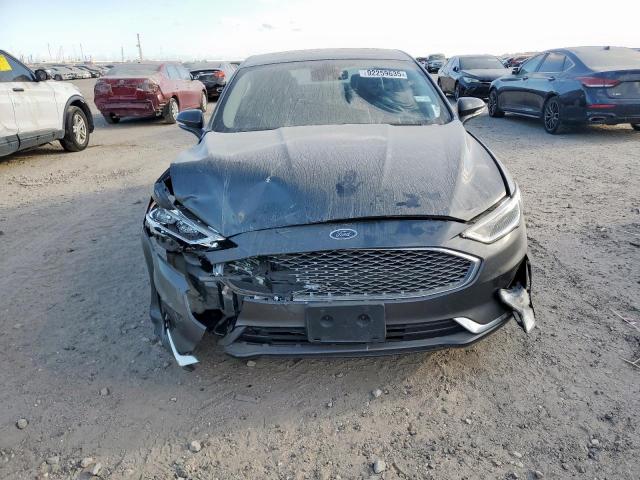 Ford Fusion Titanium Image 6