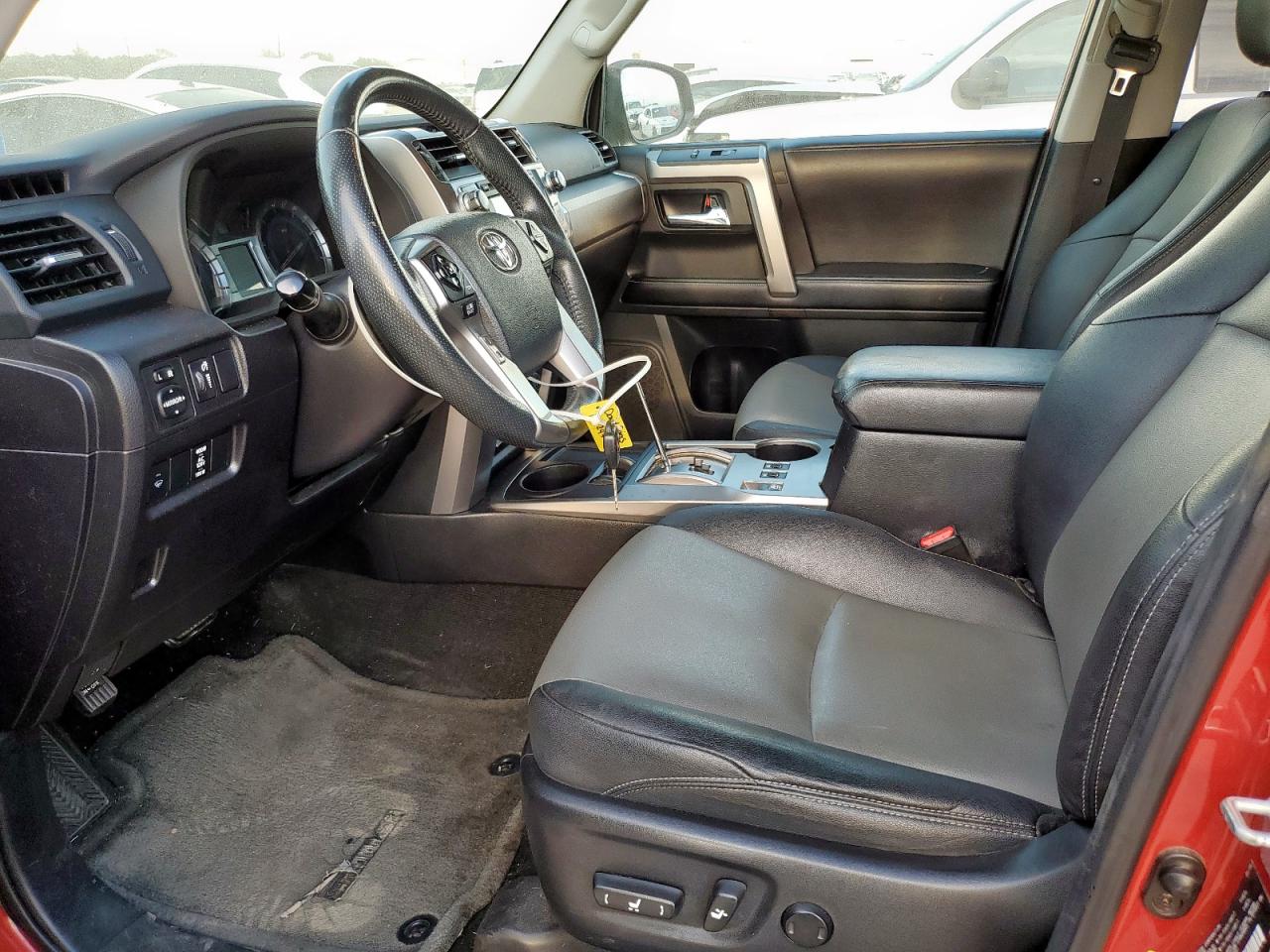 Toyota 4Runner Sr5 Image 6