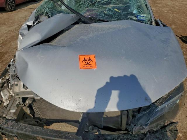 Toyota Corolla L Image 9