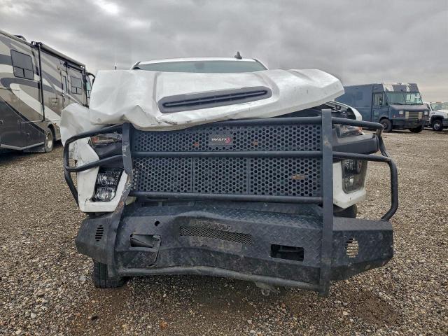 Chevrolet Silverado C2500 Heavy Duty Image 2