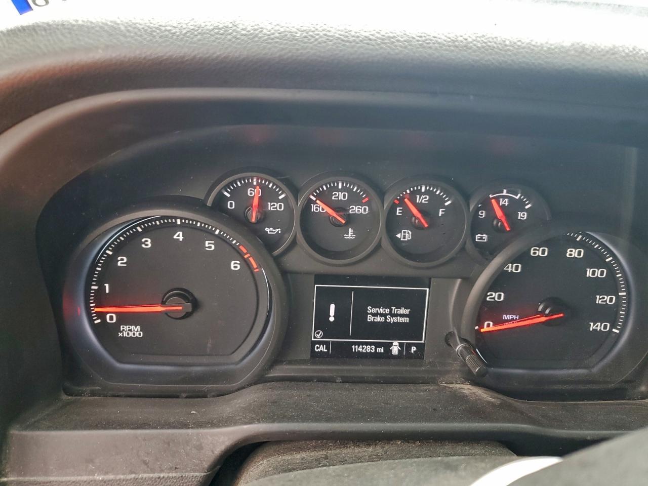 Chevrolet Silverado C2500 Heavy Duty Image 8